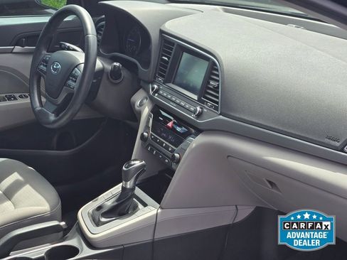 Used 2018 Hyundai Elantra Value Edition FWD image 8