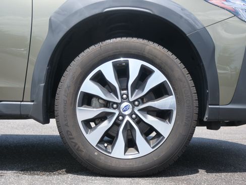 Certified 2023 Subaru Outback Limited AWD/4WD image 13