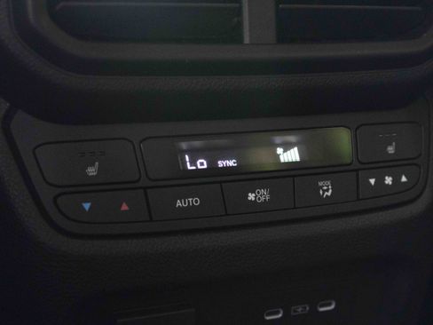Used 2025 Honda Pilot Elite image 42