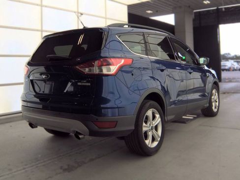 Used 2014 Ford Escape SE w/ Equipment Group 201A FWD image 2