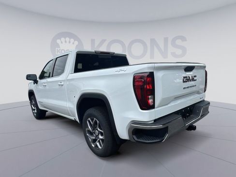 New 2026 GMC Sierra 1500 SLE w/ Preferred Package AWD/4WD image 4