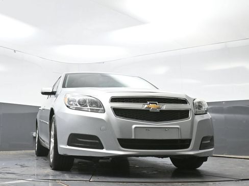 Used 2014 Chevrolet Malibu LT FWD image 24