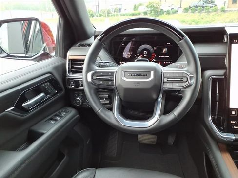Used 2026 GMC Yukon XL Denali w/ Denali Reserve Package AWD/4WD image 26