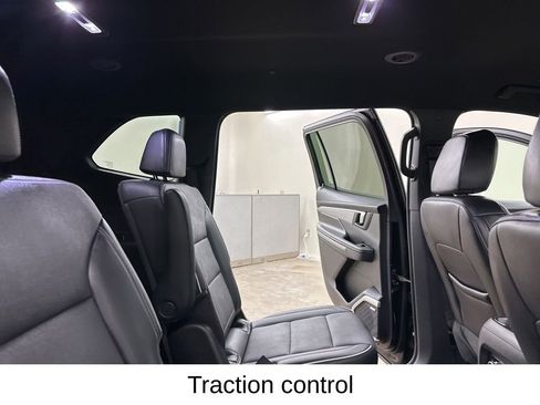 Used 2025 Buick Enclave Preferred image 25