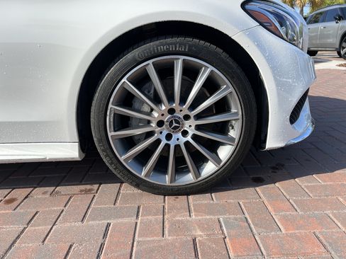 Used 2018 Mercedes-Benz C 300 4MATIC Cabriolet image 13