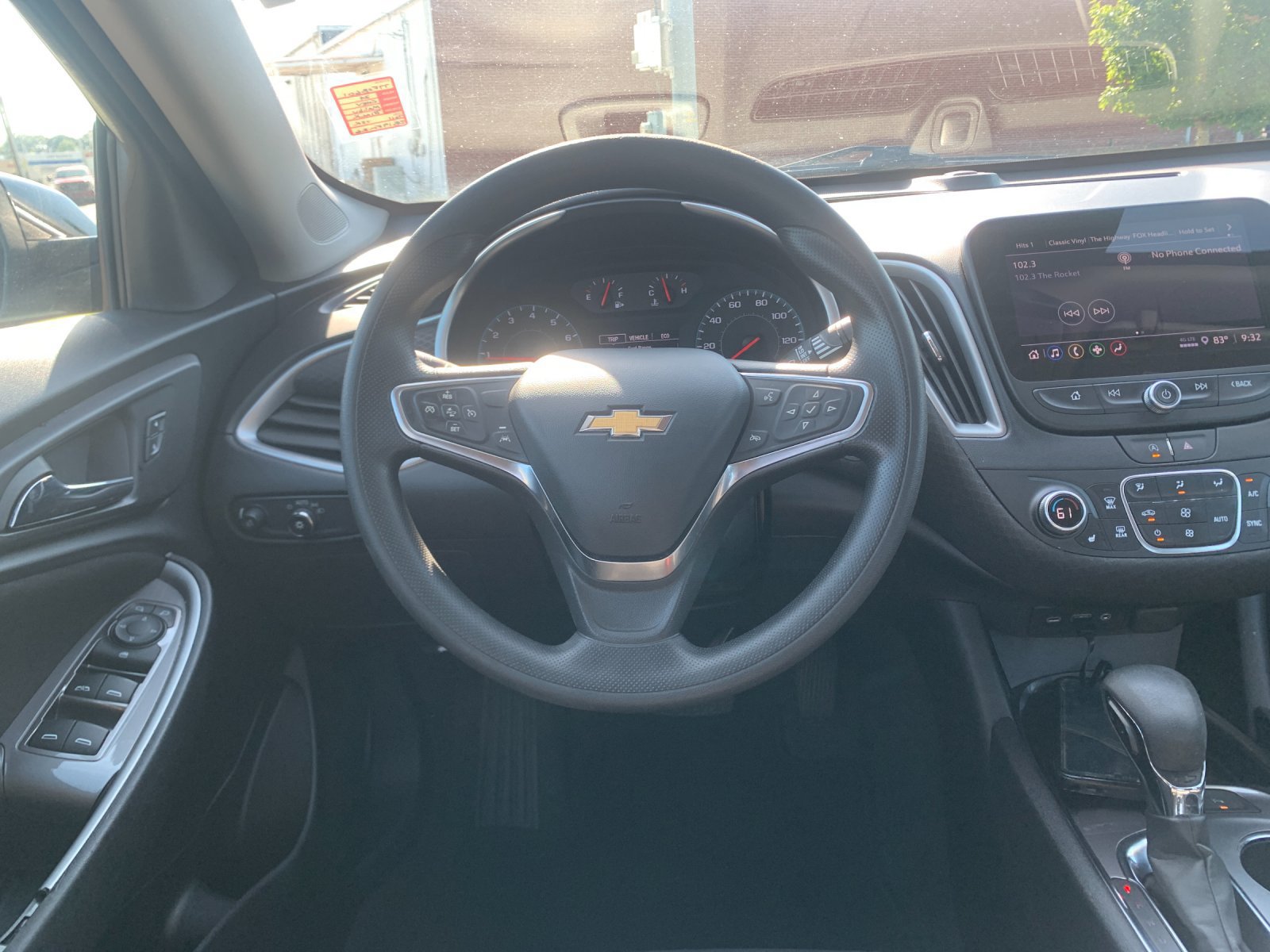 Used 2024 Chevrolet Malibu LT FWD image 18