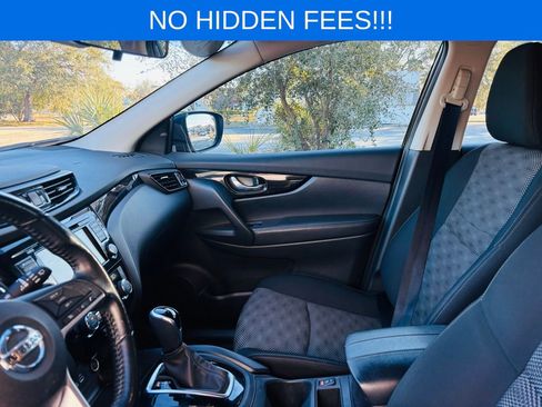 Used 2022 Nissan Rogue Sport SV image 29