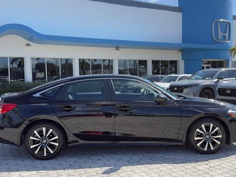 Used 2023 Honda Civic EX image 15