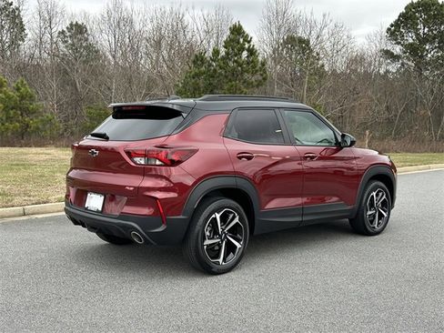 Used 2023 Chevrolet TrailBlazer RS w/ Convenience Package image 8