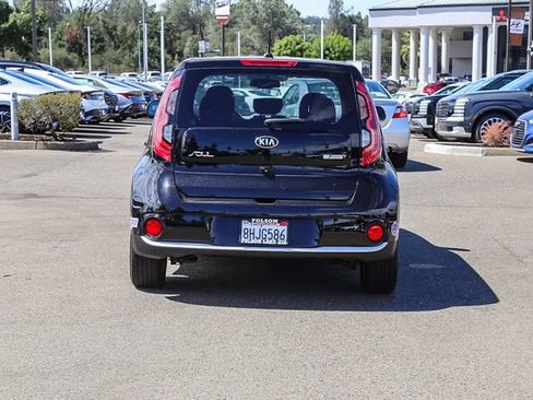 Used 2019 Kia Soul EV FWD image 4
