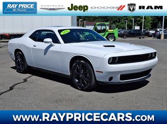 Used 2022 Dodge Challenger SXT w/ Driver Convenience Group AWD/4WD video 1