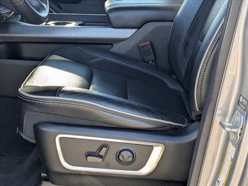 Used 2024 RAM 1500 Laramie image 17