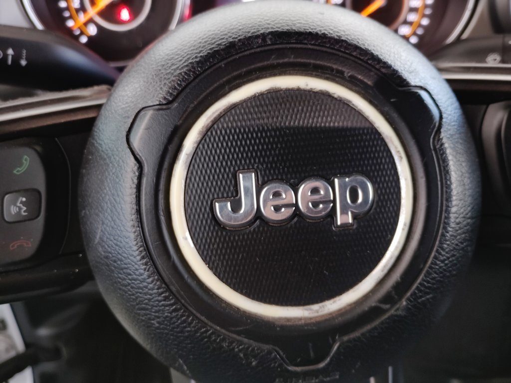 Used 2022 Jeep Gladiator Sport AWD/4WD image 24