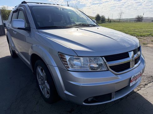 Used 2009 Dodge Journey SXT w/ Premium Convenience Group AWD/4WD image 7