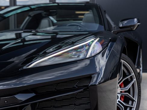 Used 2023 Chevrolet Corvette Z06 w/ Battery Protection Package image 24