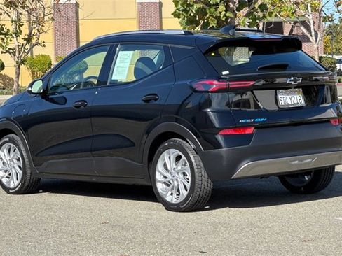 Used 2022 Chevrolet Bolt EUV LT image 6