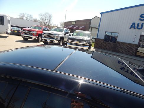 Used 2020 Toyota Camry XSE image 9