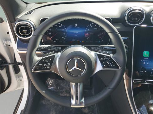 Certified 2025 Mercedes-Benz GLC 300 image 25