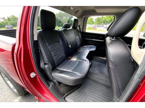 Used 2015 RAM 1500 Express AWD/4WD image 24