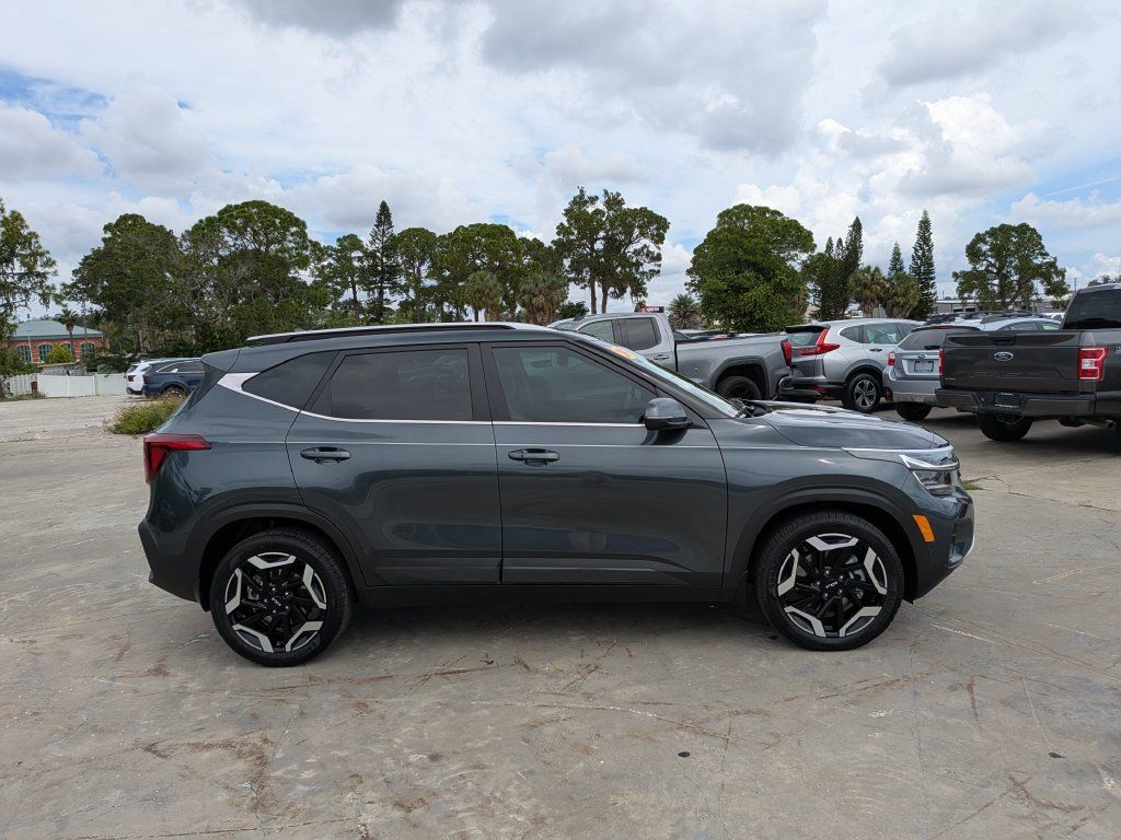 Certified 2024 Kia Seltos SX AWD/4WD image 9