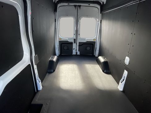 New 2026 Ford Transit 250 148 High Roof RWD image 16