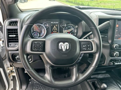 Used 2022 RAM 3500 Tradesman w/ Chrome Appearance Group AWD/4WD image 14