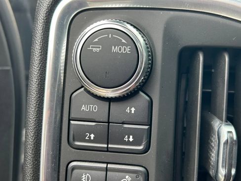Used 2021 GMC Sierra 1500 AT4 w/ AT4 Value Package AWD/4WD image 28