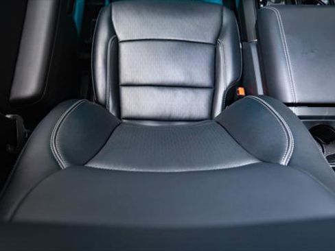 Used 2025 Ford F150 Lariat image 32