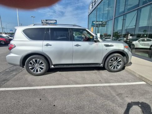 Used 2019 Nissan Armada SL w/ Premium Package AWD/4WD image 4