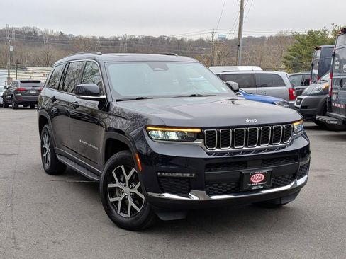 Used 2024 Jeep Grand Cherokee L Limited image 1