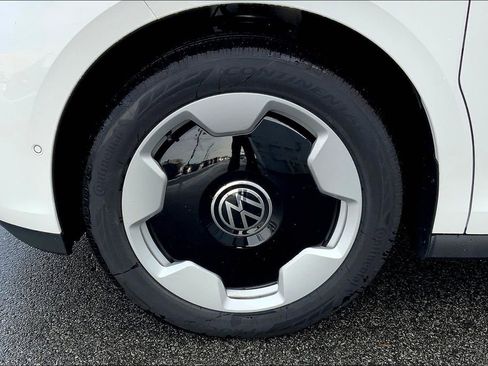 New 2025 Volkswagen ID. Buzz Pro S image 10