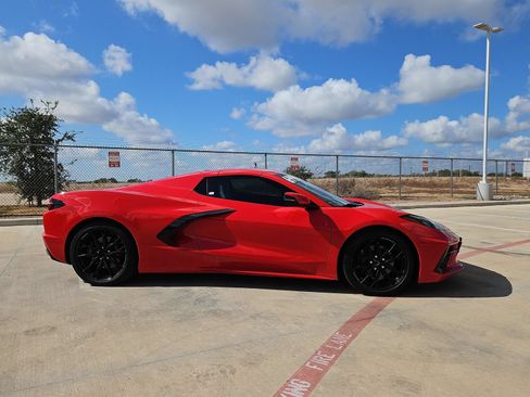 Used 2023 Chevrolet Corvette Stingray Preferred Conv w/ 2LT RWD image 2