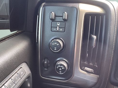 Used 2019 Chevrolet Silverado 2500 High Country w/ Duramax Plus Package AWD/4WD image 23