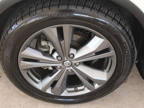 Used 2019 Nissan Murano Platinum w/ Cargo Package image 27