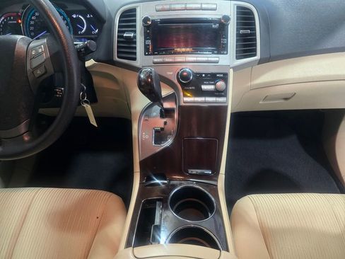 Used 2011 Toyota Venza image 29