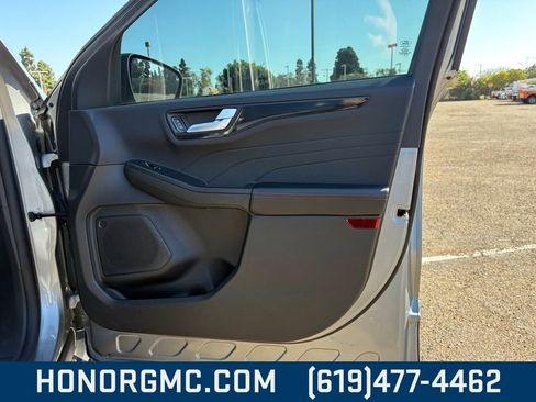 Used 2024 Ford Escape ST-Line image 24