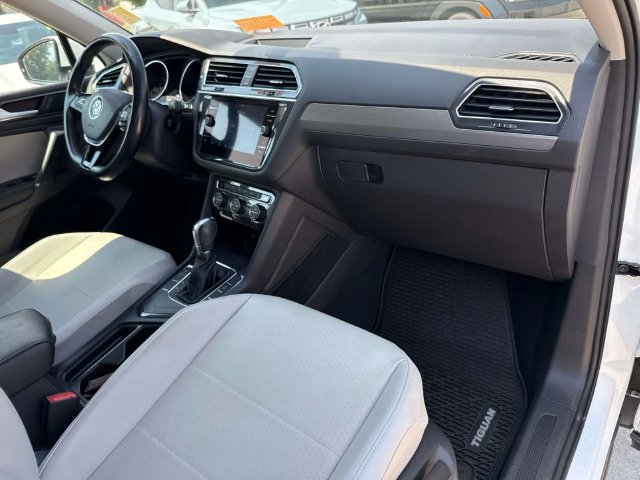 Used 2018 Volkswagen Tiguan SE FWD image 15