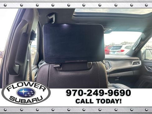 Used 2021 GMC Yukon SLT w/ Rear Media and Nav Package image 19