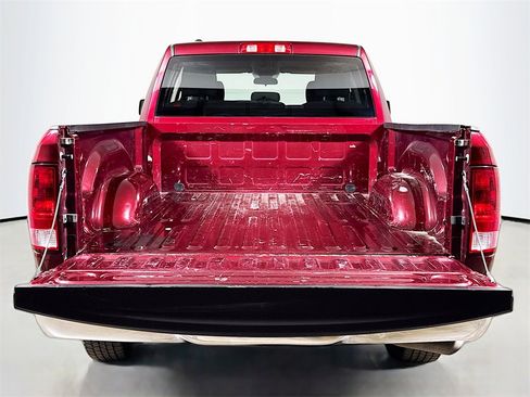 Used 2024 RAM 1500 Classic SLT image 21