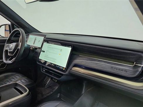 Used 2024 Rivian R1T Adventure image 22