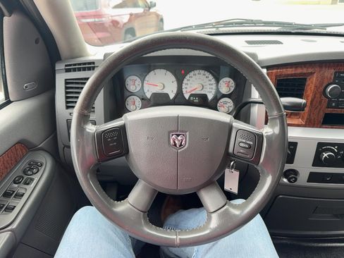 Used 2006 Dodge Ram 2500 Truck Laramie AWD/4WD image 13