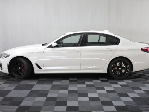Used 2023 BMW 540i xDrive w/ M Sport Package AWD/4WD image 4