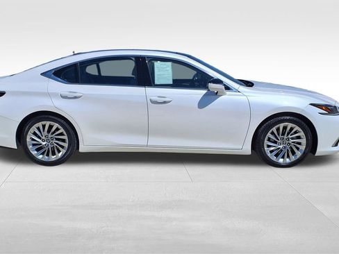 Used 2021 Lexus ES 350 Ultra Luxury w/ Protection Package (P3) image 9