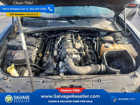Used 2018 Dodge Charger R/T RWD image 15