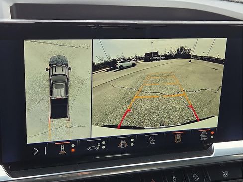 Used 2024 Chevrolet Silverado 1500 LTZ image 16