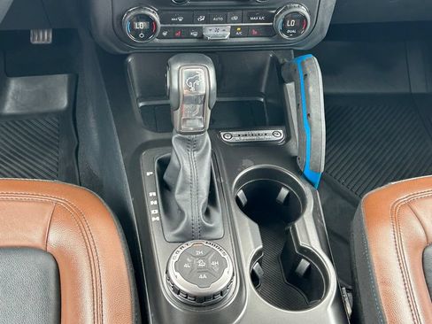 Used 2023 Ford Bronco Outer Banks AWD/4WD image 20