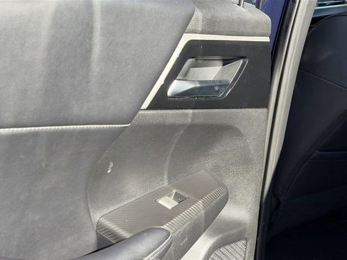 Used 2024 Mitsubishi Outlander SE image 27