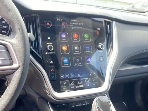 Used 2025 Subaru Outback Premium image 26