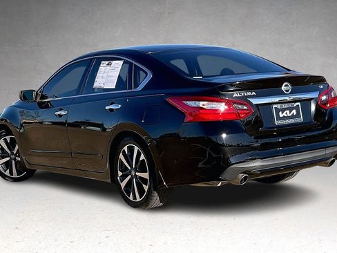 Used 2017 Nissan Altima 2.5 SR image 4
