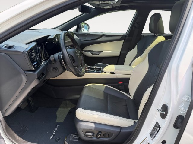Used 2024 Lexus NX 350 AWD w/ Vision Package image 11